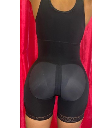 Gaine amincissante push up fessier avec soutien-gorge